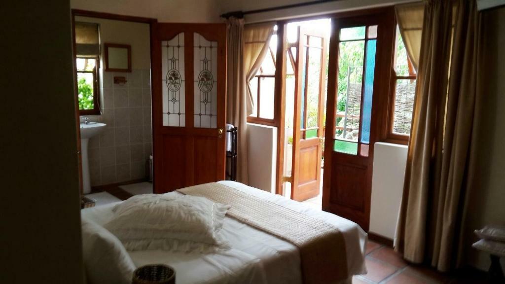 Mavilla Stellenbosch B&B エクステリア 写真